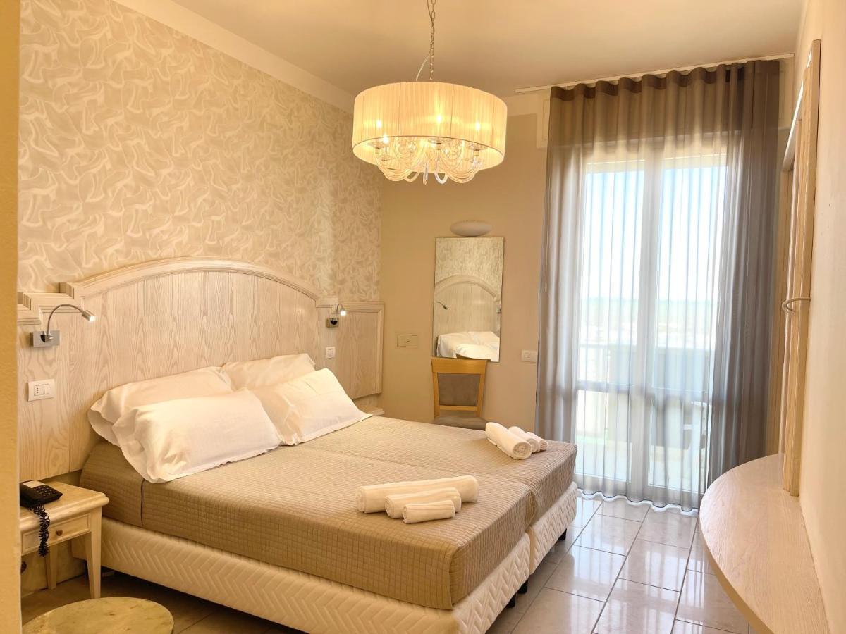 Brasil Seaview Hotel Milano Marittima Extérieur photo