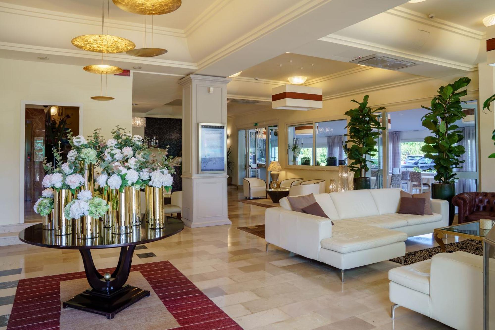 Brasil Seaview Hotel Milano Marittima Extérieur photo